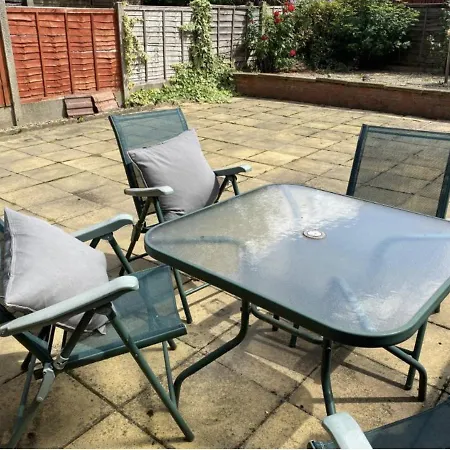 Modern Home, Beautiful Spacious Garden, City Centre Netflix Manchester Esterno foto